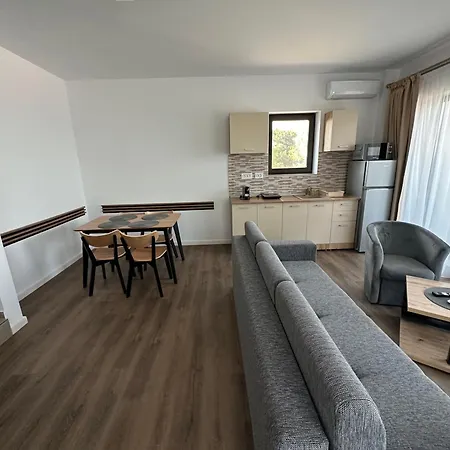 Forrest Hotel apartamentowy 3*